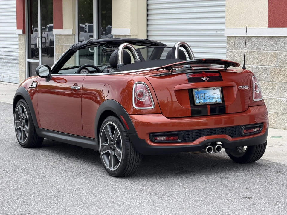 2014 Mini Coupe & Roadster - Image 16 of 31