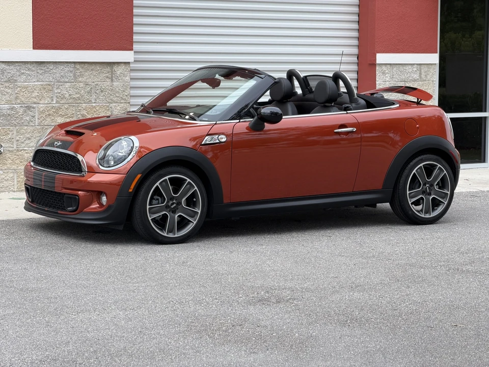 2014 Mini Coupe & Roadster - Image 2 of 31