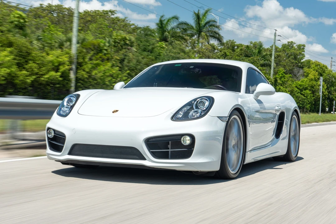 2014 Porsche 981 Cayman S - Image 4 of 31