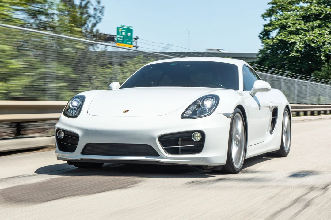 2014 Porsche 981 Cayman S - Image 7 of 31