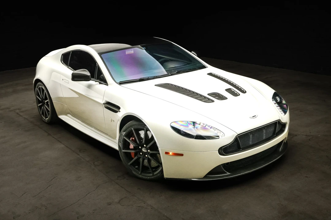 2015 Aston Martin V12 Vantage (2010-2018) - Image 27 of 31