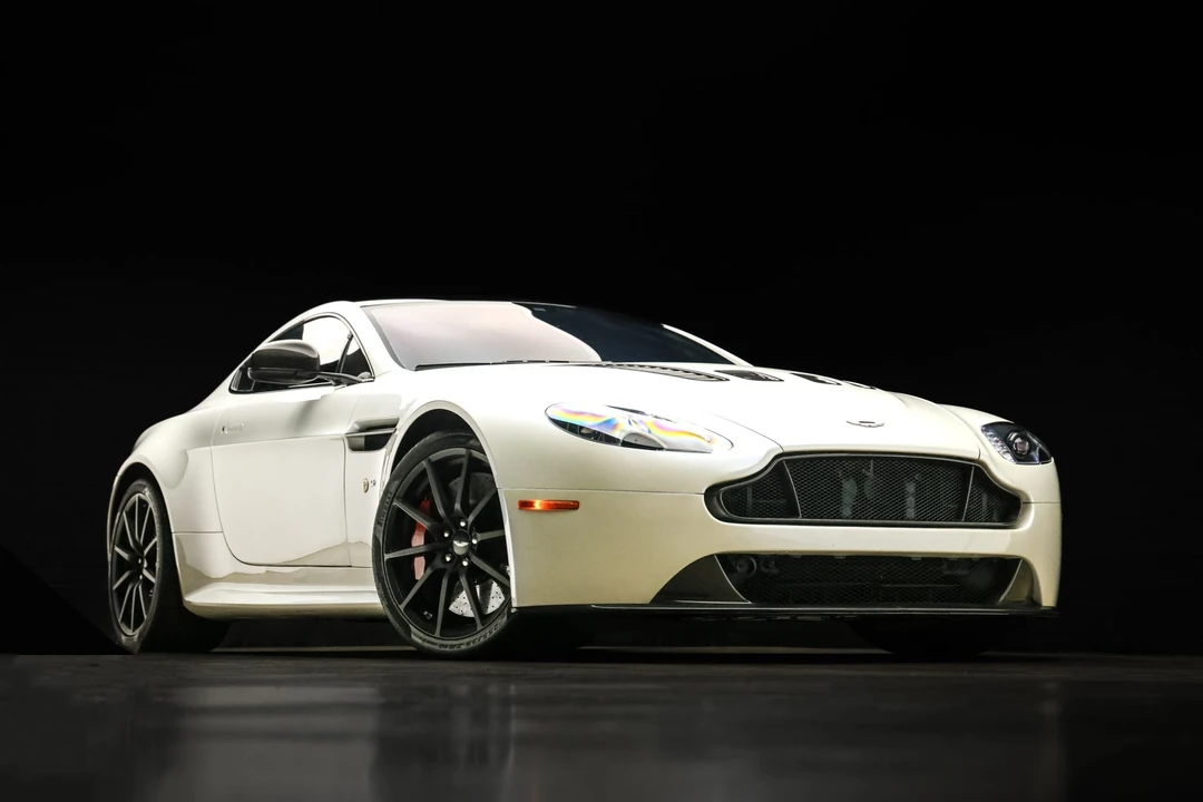 2015 Aston Martin V12 Vantage (2010-2018) - Image 26 of 31