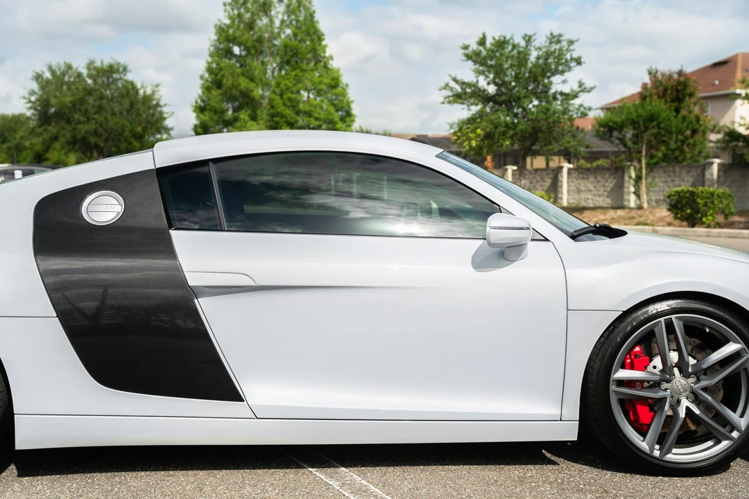 2015 Audi 42 R8 - Image 17 of 31