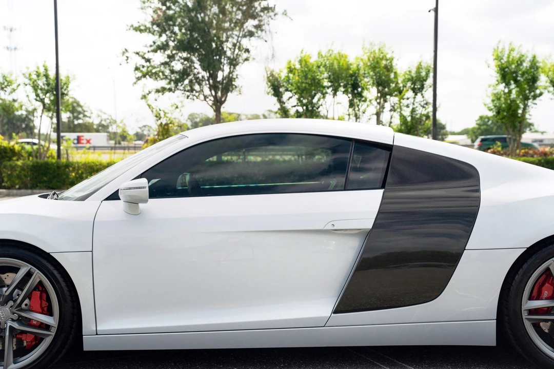 2015 Audi 42 R8 - Image 12 of 31