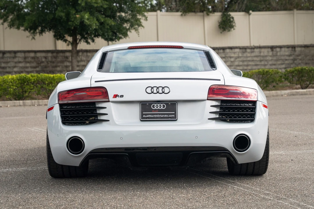 2015 Audi 42 R8 - Image 5 of 31
