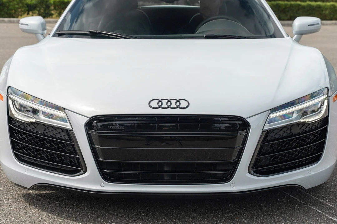 2015 Audi 42 R8 - Image 20 of 31