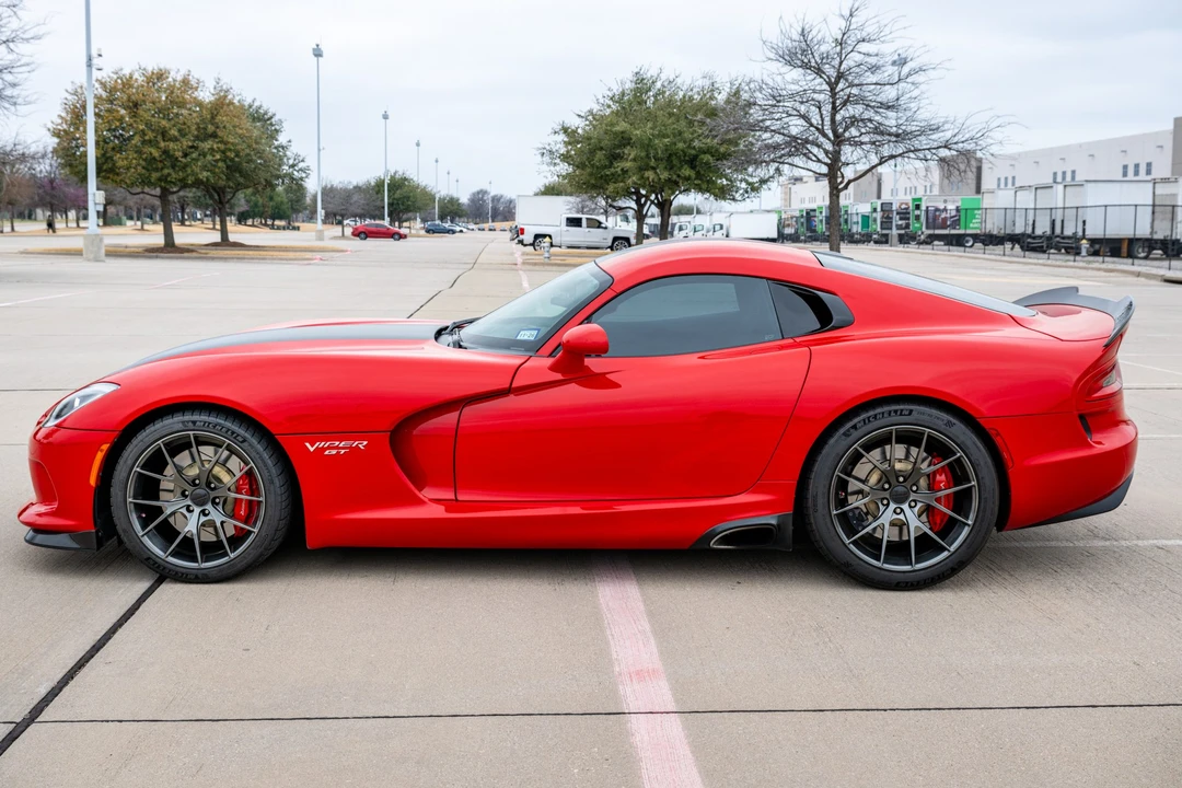 2015 Dodge Viper 5th Gen - Image 10 of 31