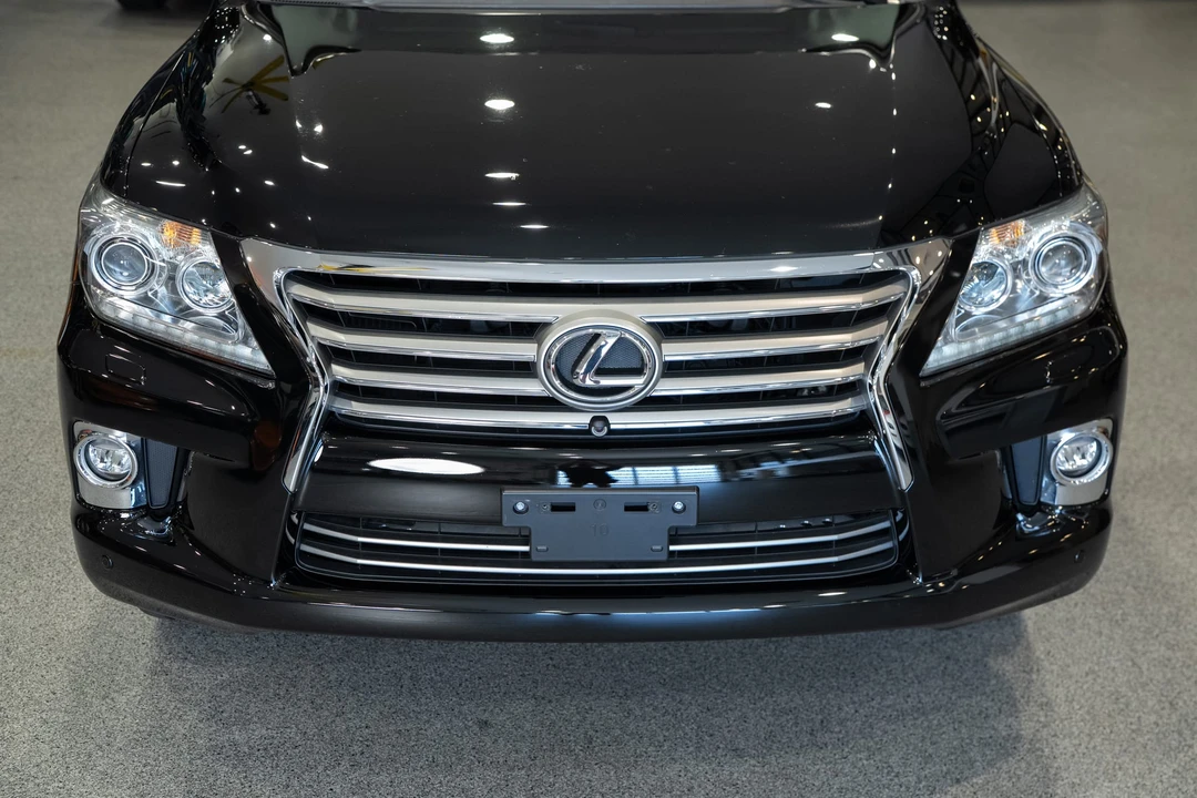 2015 Lexus LX 3rd Gen - Image 28 of 31