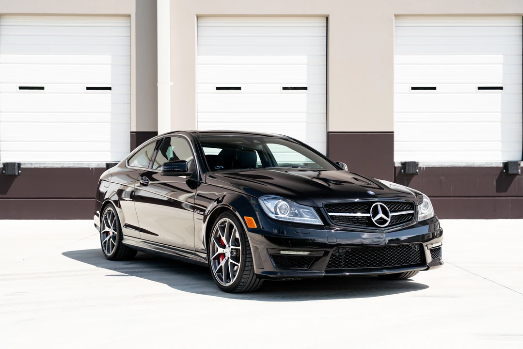 2015 Mercedes-Benz W204 C 63 AMG - Image 17 of 31