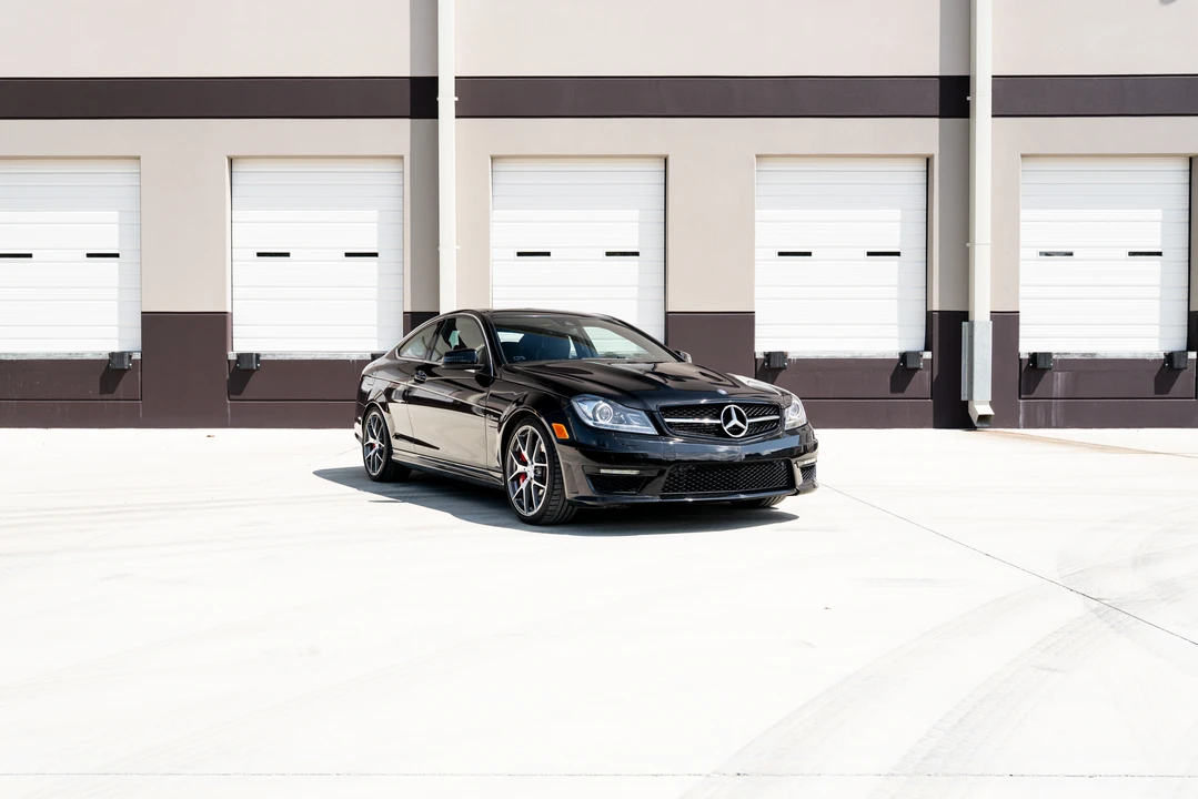2015 Mercedes-Benz W204 C 63 AMG - Image 16 of 31
