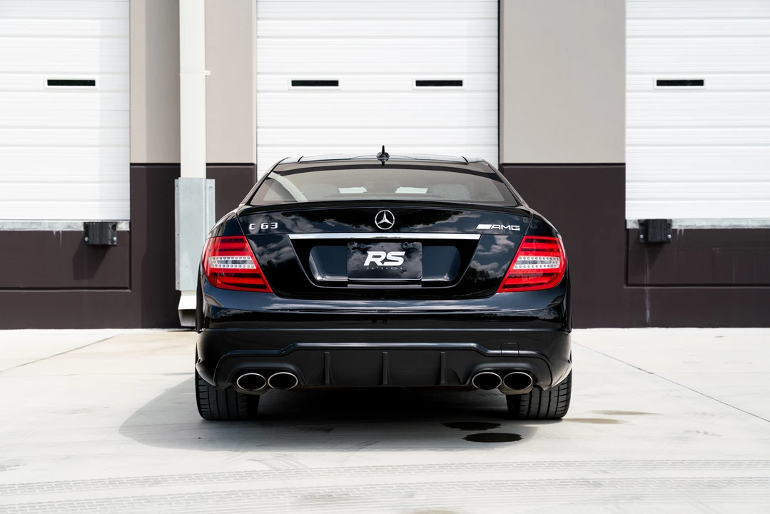 2015 Mercedes-Benz W204 C 63 AMG - Image 10 of 31