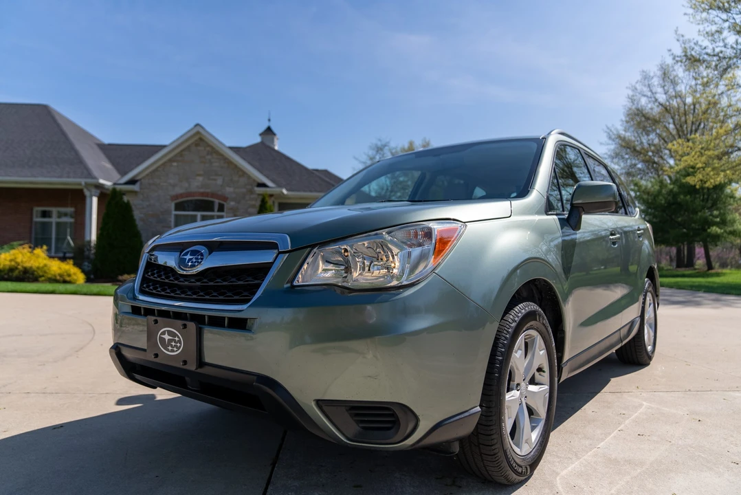 2015 Subaru Forester 4th Gen - Image 12 of 31