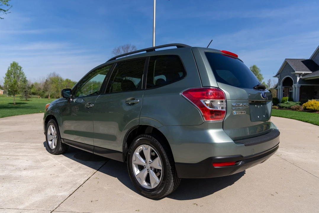 2015 Subaru Forester 4th Gen - Image 22 of 31