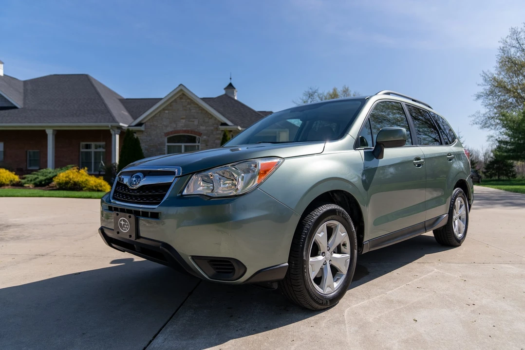 2015 Subaru Forester 4th Gen - Image 16 of 31