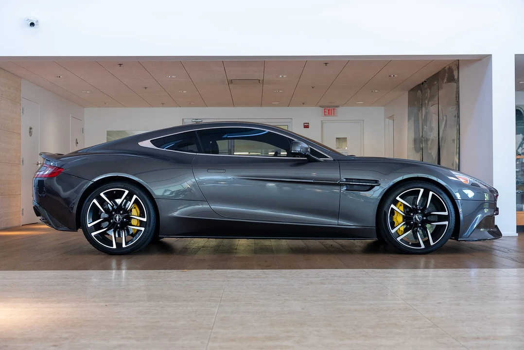2016 Aston Martin Vanquish 2nd Gen - Image 16 of 31
