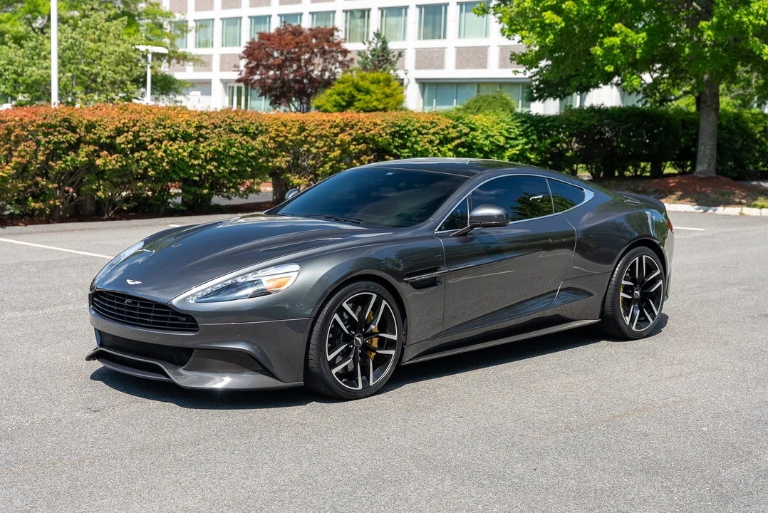 2016 Aston Martin Vanquish 2nd Gen - Image 23 of 31