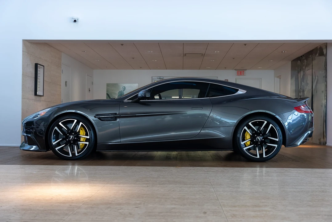 2016 Aston Martin Vanquish 2nd Gen - Image 8 of 31