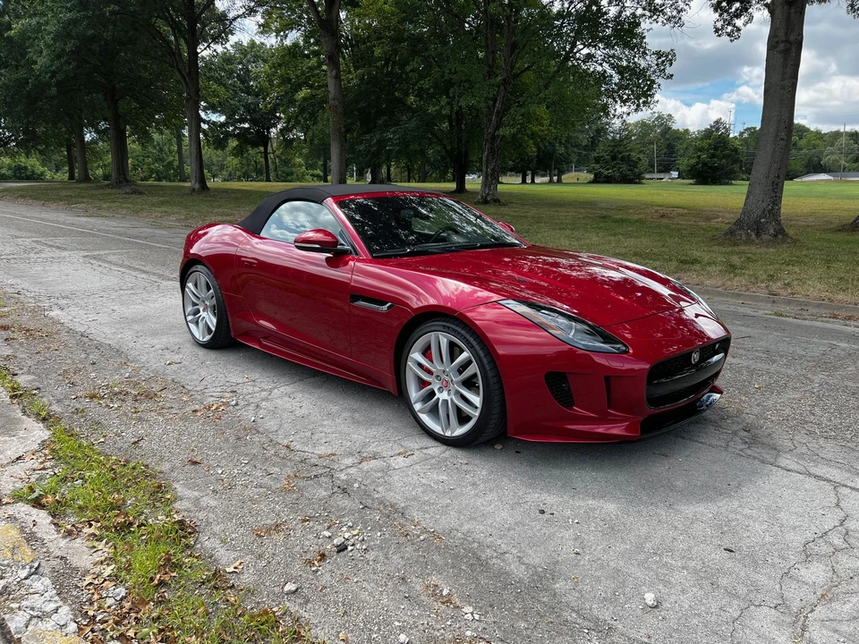 2016 Jaguar F-Type R 1st Gen - Image 7 of 31