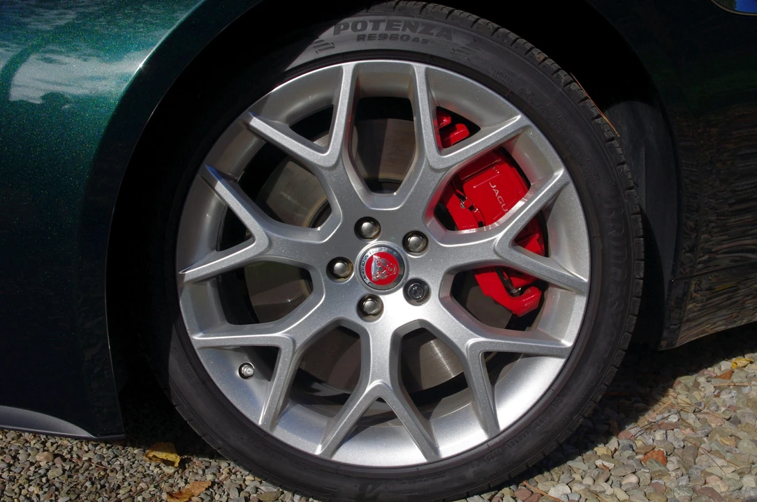 2016 Jaguar F-Type 1st Gen - Image 24 of 31