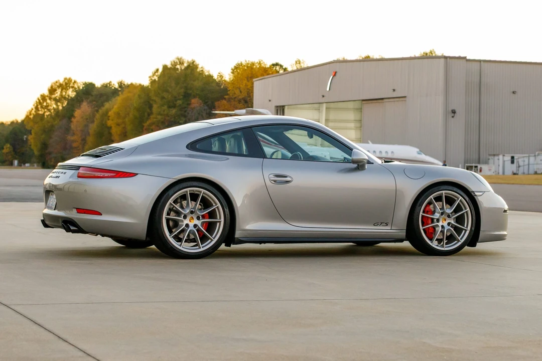 2016 Porsche 991 Carrera GTS - Image 8 of 31