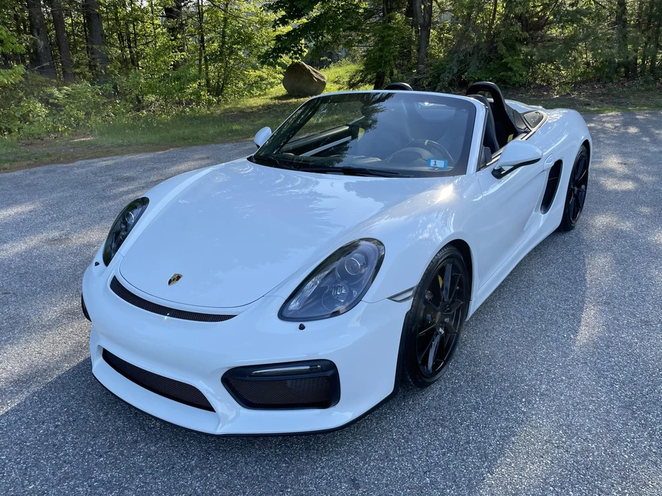2016 Porsche 981 Boxster Spyder - Image 4 of 31