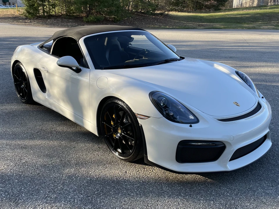 2016 Porsche 981 Boxster Spyder - Image 22 of 31