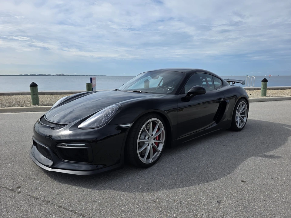 2016 Porsche 981 Cayman GT4 - Image 3 of 31