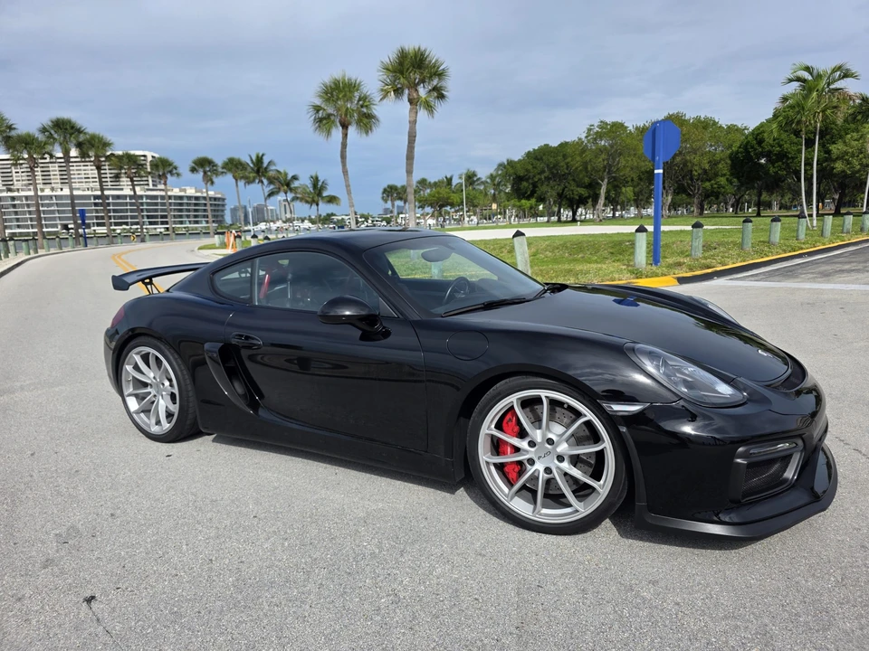 2016 Porsche 981 Cayman GT4 - Image 11 of 31