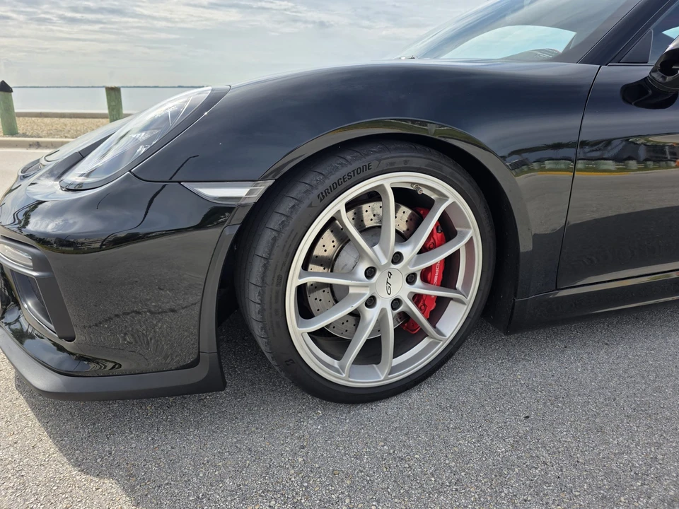 2016 Porsche 981 Cayman GT4 - Image 21 of 31
