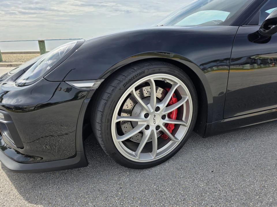 2016 Porsche 981 Cayman GT4 - Image 20 of 31
