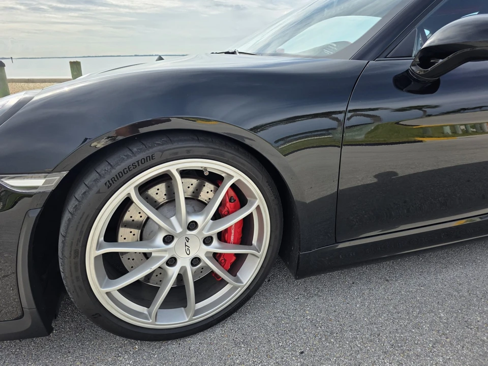 2016 Porsche 981 Cayman GT4 - Image 22 of 31