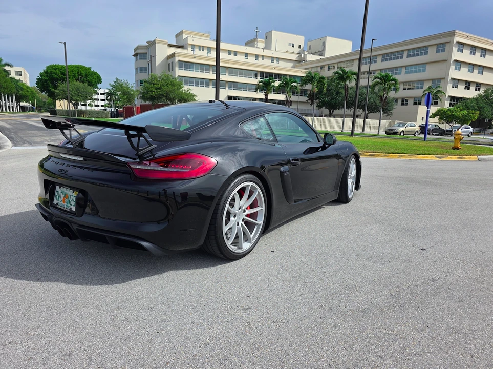2016 Porsche 981 Cayman GT4 - Image 16 of 31