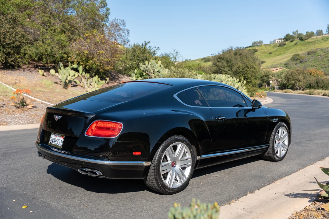 2017 Bentley Continental GT V8 2nd Gen - Image 24 of 31