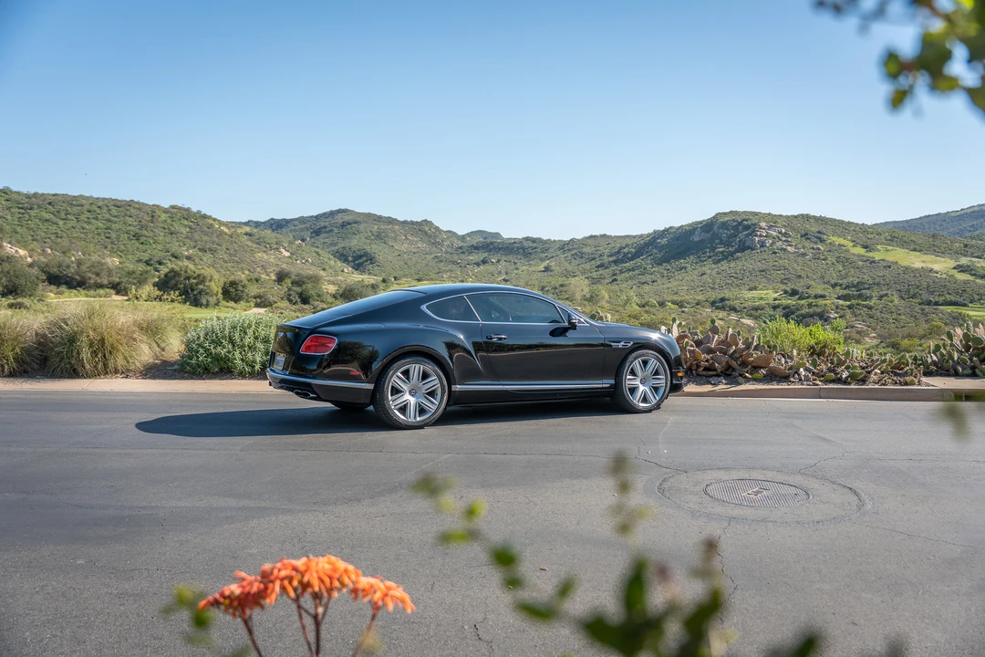 2017 Bentley Continental GT V8 2nd Gen - Image 20 of 31