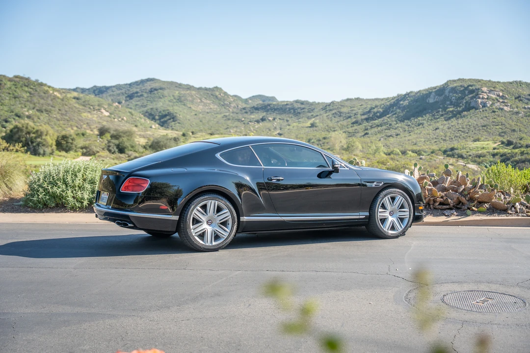 2017 Bentley Continental GT V8 2nd Gen - Image 21 of 31