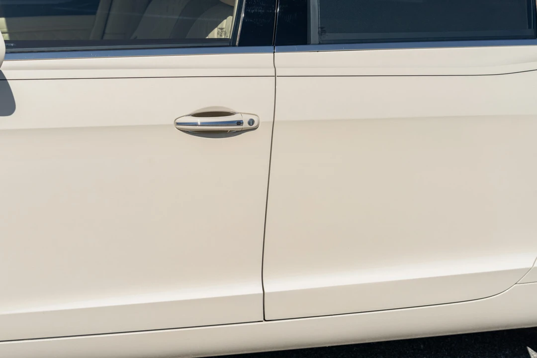 2017 Bentley Continental Flying Spur - Image 23 of 31