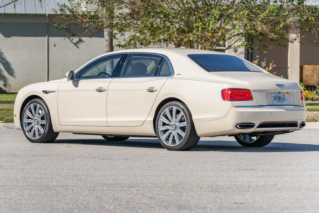 2017 Bentley Continental Flying Spur - Image 5 of 31