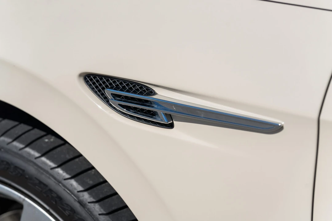 2017 Bentley Continental Flying Spur - Image 19 of 31