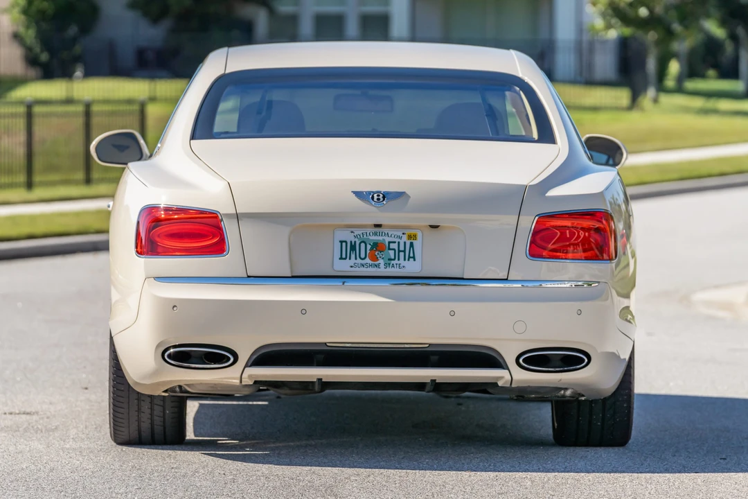 2017 Bentley Continental Flying Spur - Image 7 of 31