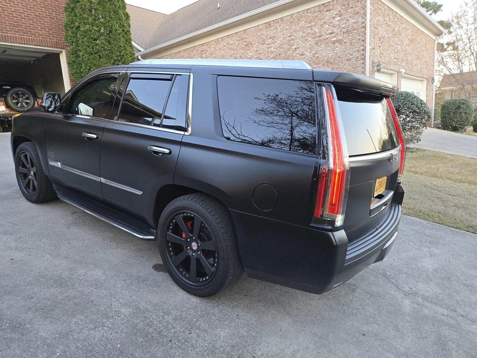 2017 Cadillac Escalade 4th Gen - Image 26 of 31