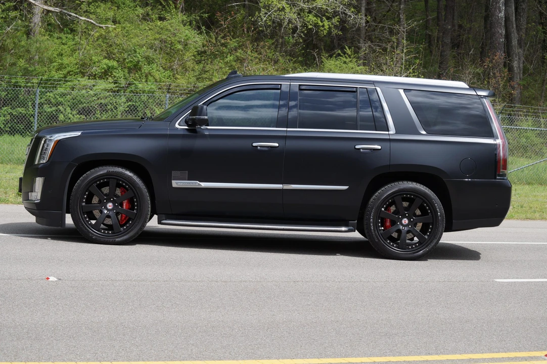 2017 Cadillac Escalade 4th Gen - Image 30 of 31