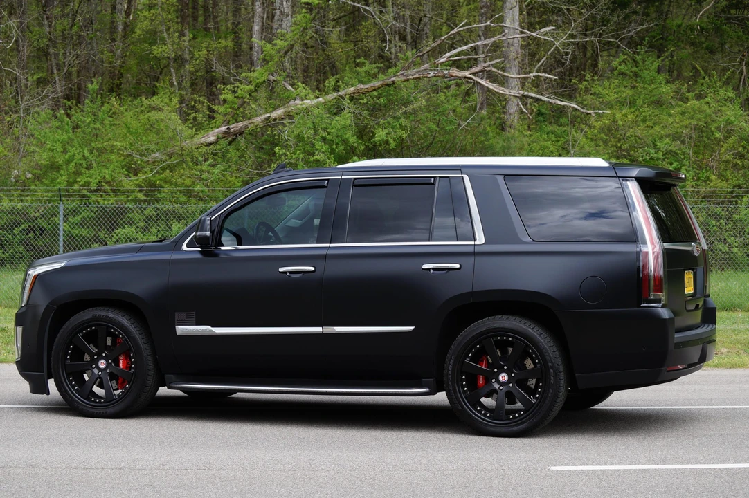 2017 Cadillac Escalade 4th Gen - Image 28 of 31