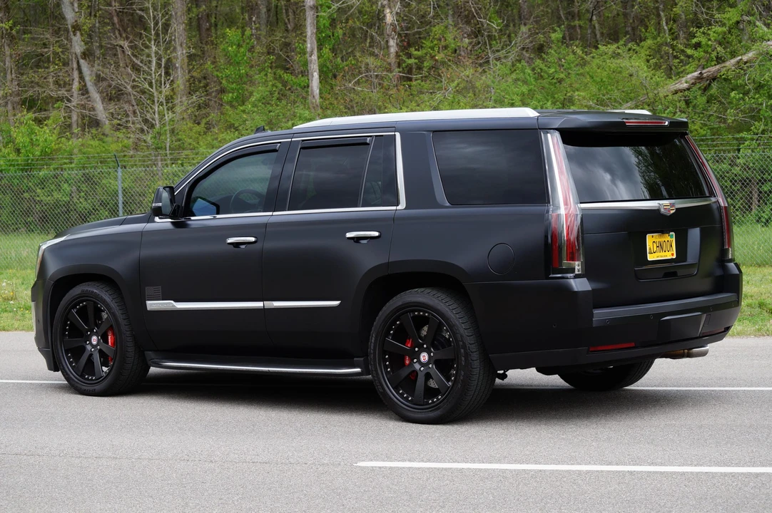 2017 Cadillac Escalade 4th Gen - Image 25 of 31