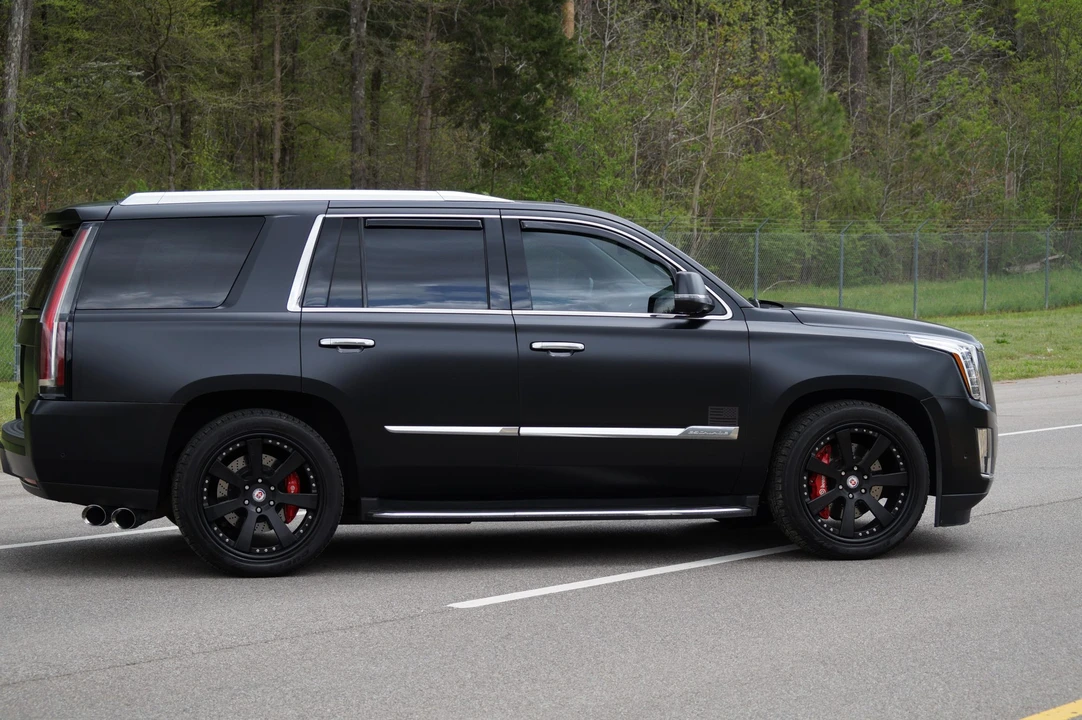2017 Cadillac Escalade 4th Gen - Image 14 of 31