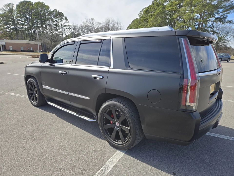 2017 Cadillac Escalade 4th Gen - Image 27 of 31
