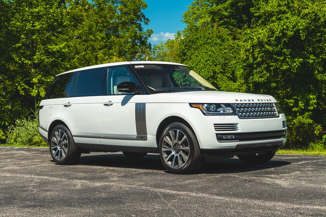2017 Land Rover Range Rover L405 - Image 28 of 31