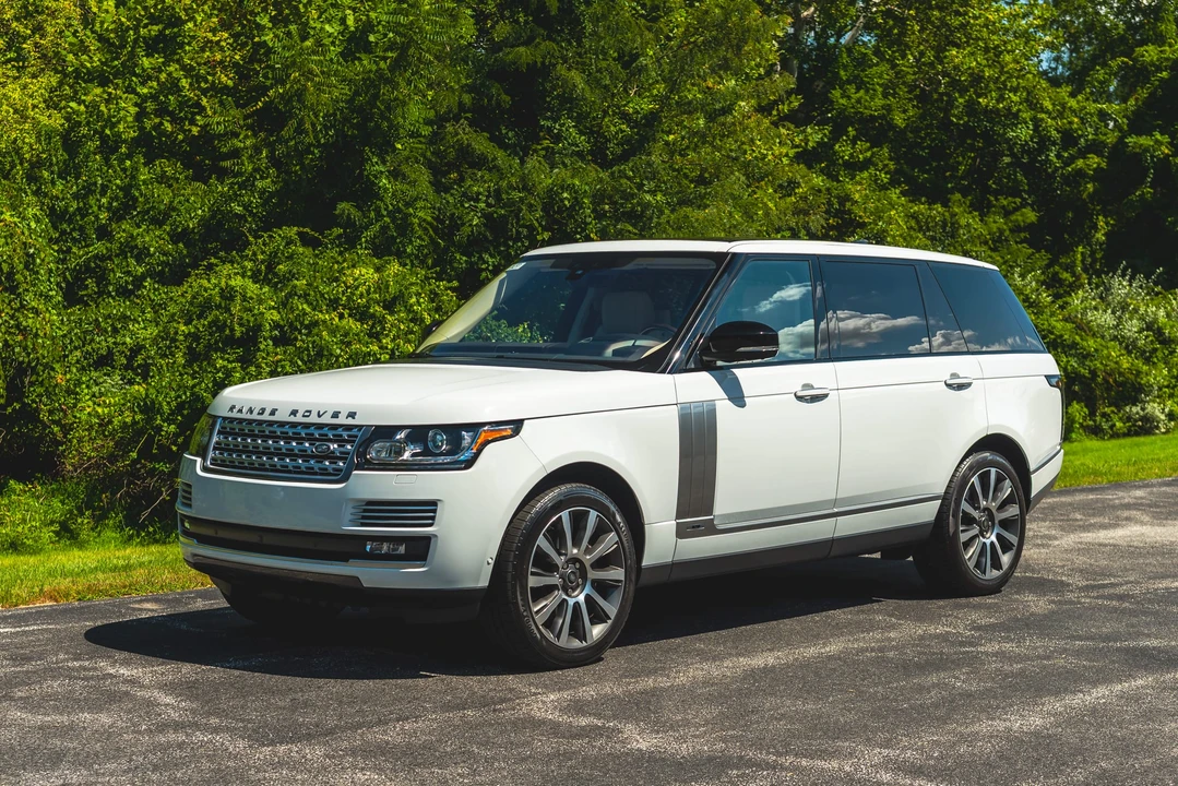 2017 Land Rover Range Rover L405 - Image 6 of 31