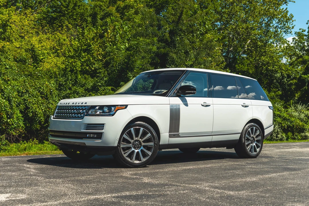 2017 Land Rover Range Rover L405 - Image 7 of 31