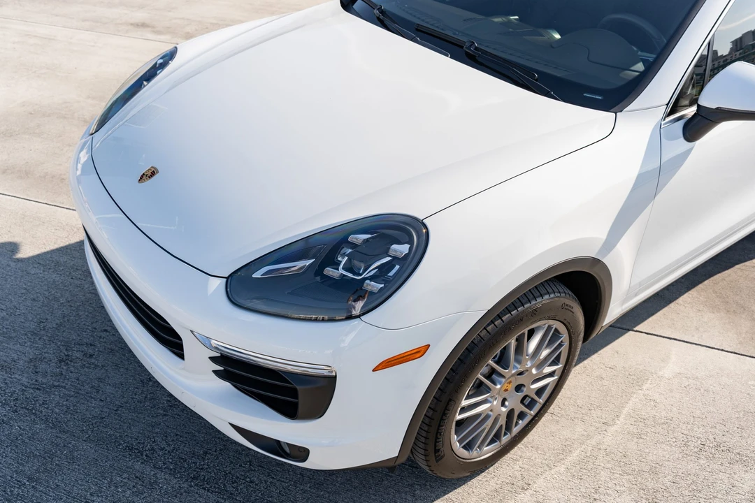 2017 Porsche 958 Cayenne S - Image 26 of 31