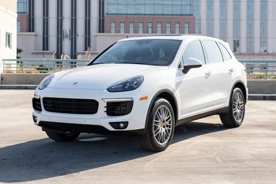 2017 Porsche 958 Cayenne S - Image 4 of 31